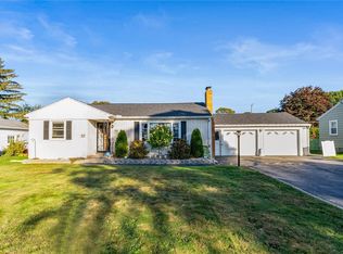 46 Cloverdale Rd, Rochester, NY 14616