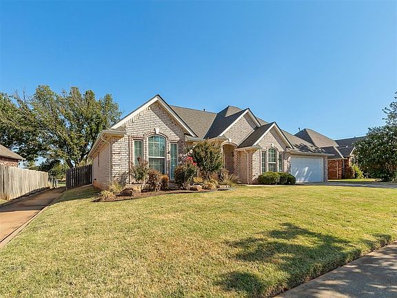 5th image of 2921 Misty Ridge Dr