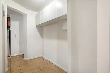 Rented by Moises Farhart, LREB