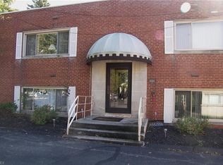 32900 Aurora Rd APT 103E, Solon, OH 44139