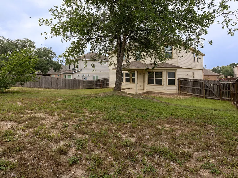 1722 Cool Breeze — Photo 29