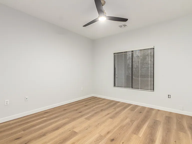 Main bedroom