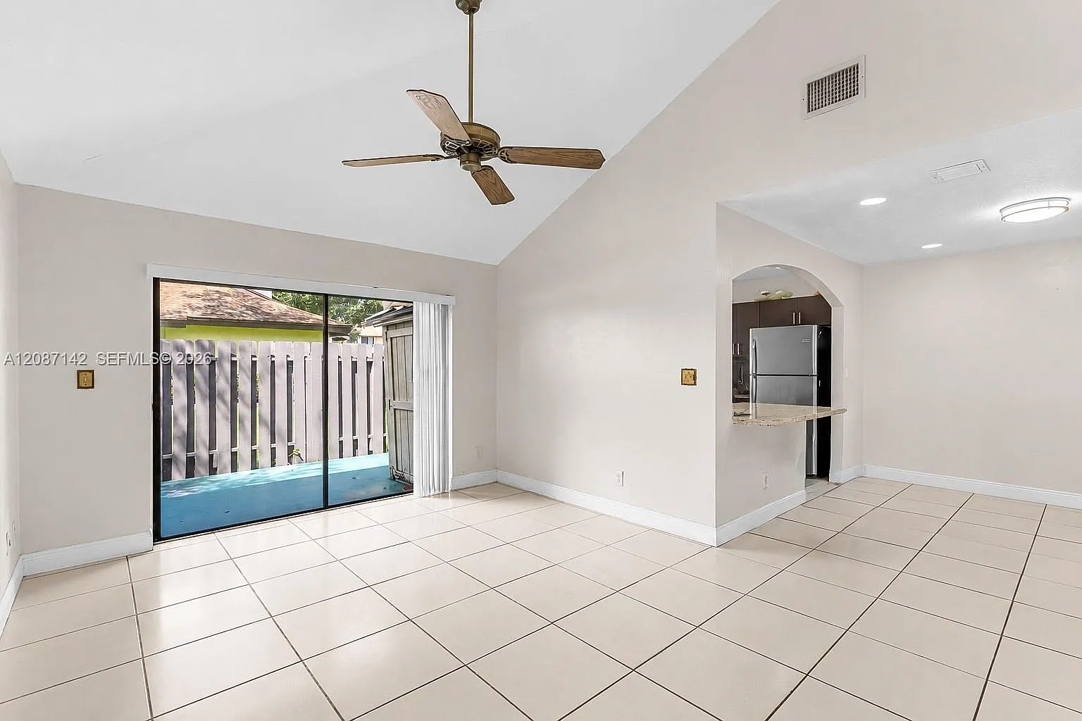 Tanglewood Townhomes — Photo 4