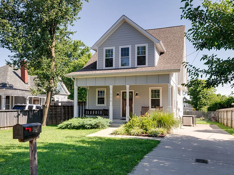 508 Morton Ave — Photo 3