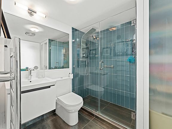 5th image of 230 E 18th St APT 1-F