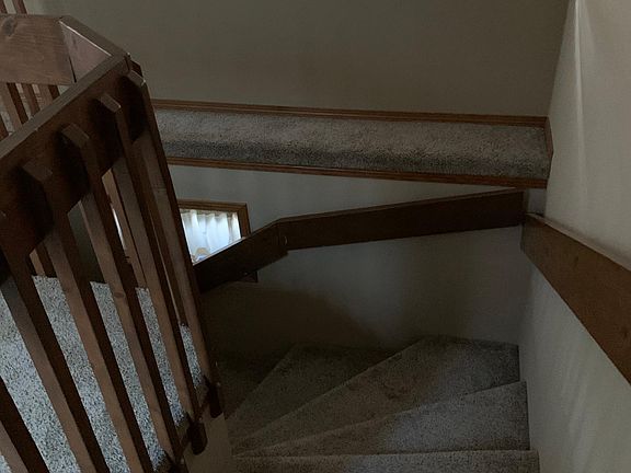 5th image of 2116 Oxford Dr #2