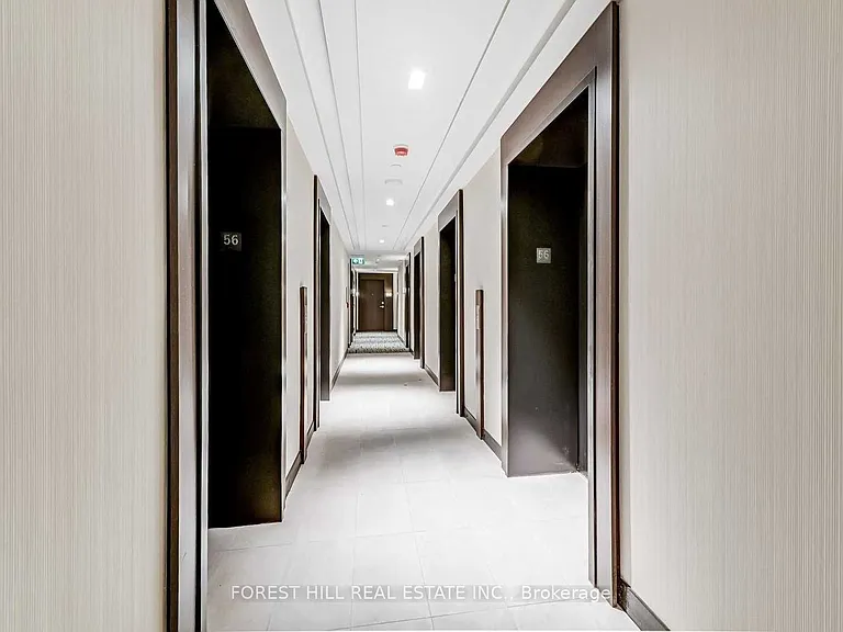 2221 Yonge St #5703 — Photo 5