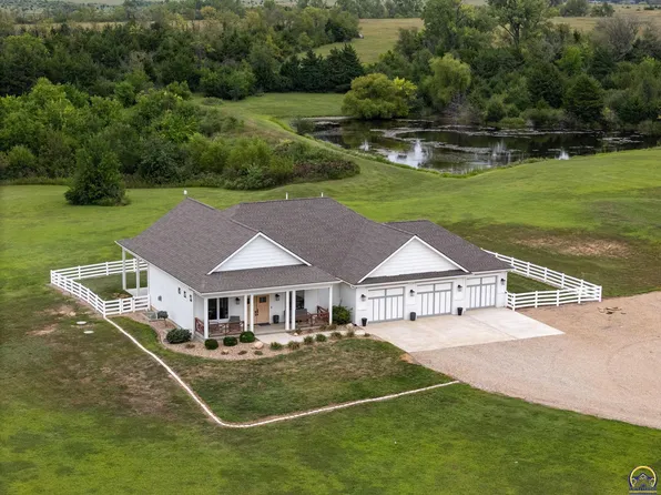 5600 NW 70th St, Topeka, KS 66618