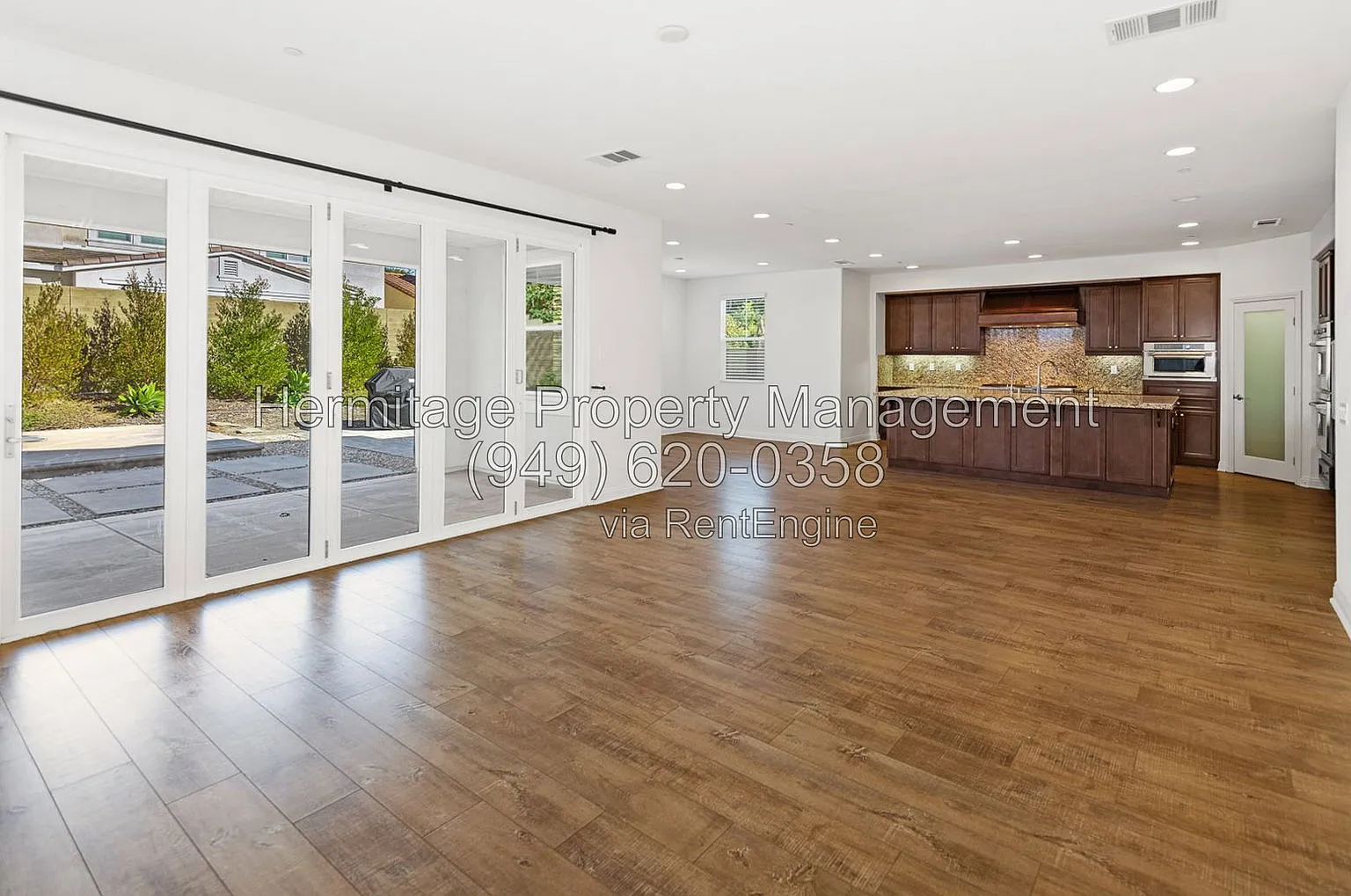 5 bed, 4.5 bath, 2972 sqft, $6,700 — Photo 4