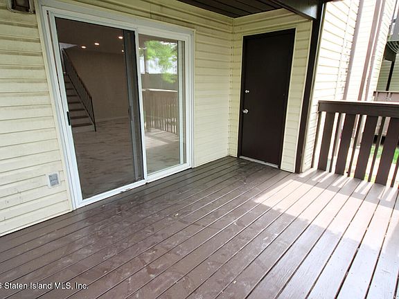 3rd image of 328 Timber Ridge Dr