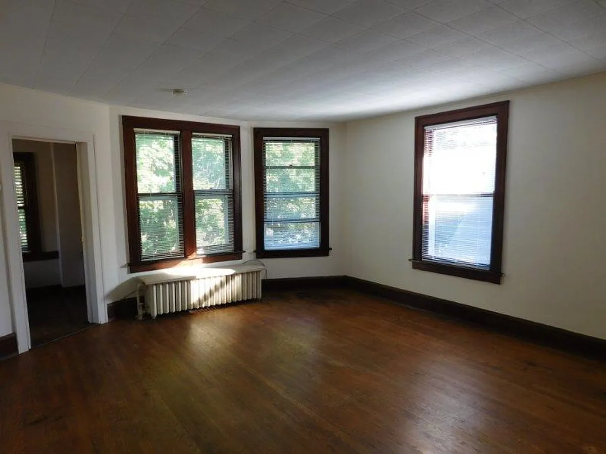 Building Photo - 920 Spaight St