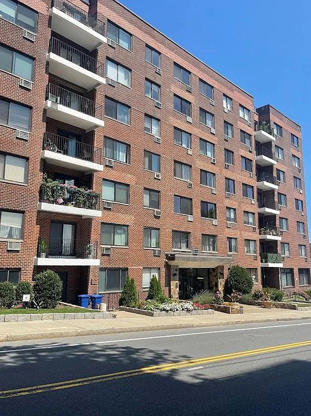 25 Lake Street #5C photo 1