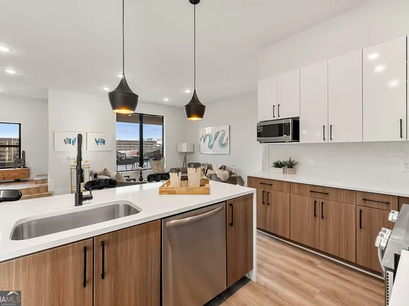 112 Rogers St Unit 412, Atlanta, GA 30317