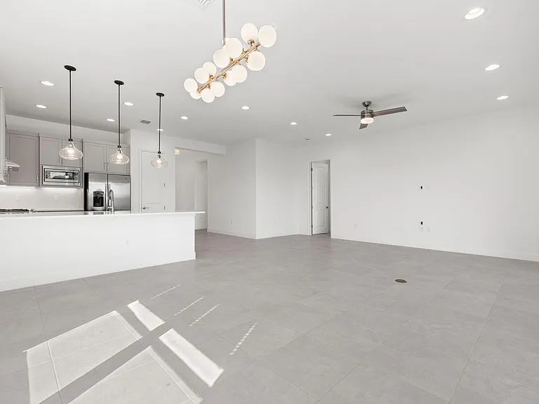 20187 Ainsley St — Photo 11