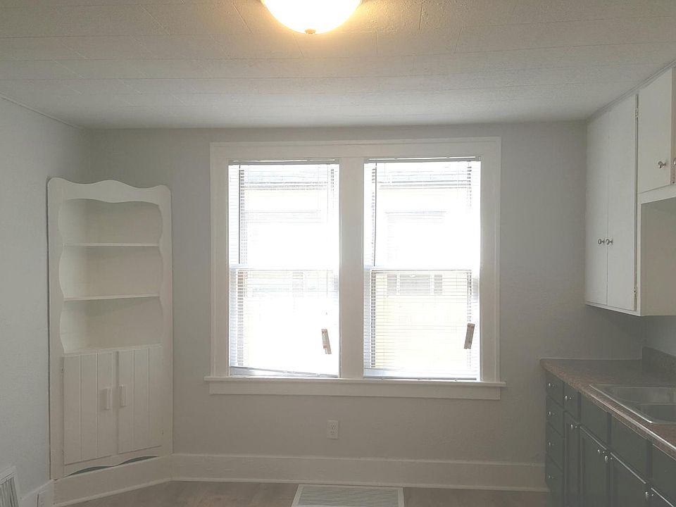Kitchen, Unit A 