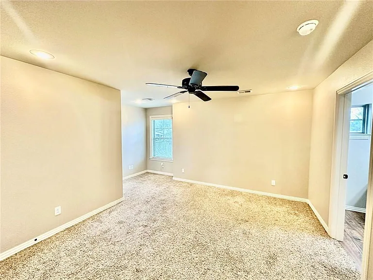 186 Old Farmington Rd — Photo 46