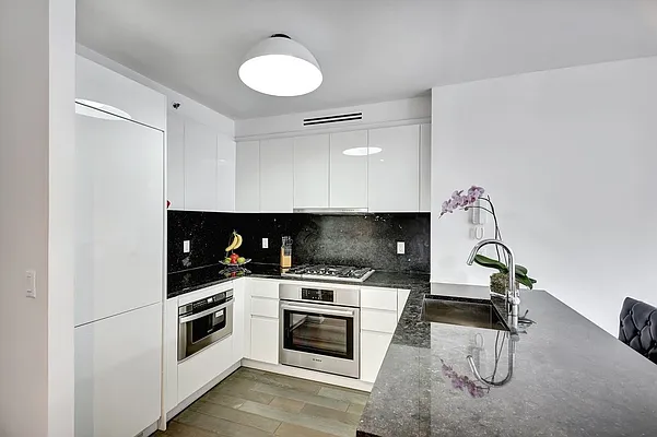 Sold by Keller Williams NYC | media 2