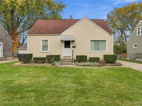 434 Grover Cleveland Hwy, Amherst, NY 14226