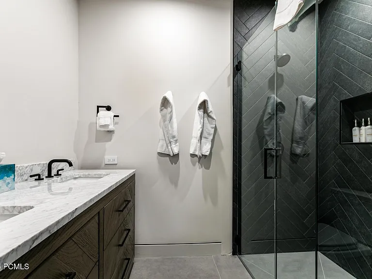 1673 W Centaur Ct — Photo 36