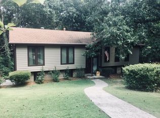 1017 Ryecroft Cir, Pelham, AL 35124