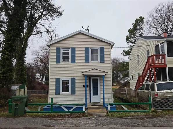 2828 Herkimer St, Baltimore, MD 21230