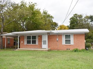 1225 E 15th St, Irving, TX 75060