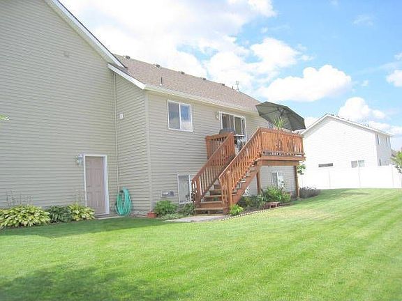 4th image of 19323 E 6th Ave