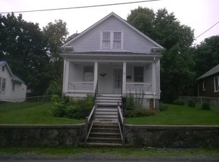 108 W Liberty St, Staunton, VA 24401