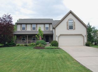 184 Wallsend Ct, Powell, OH