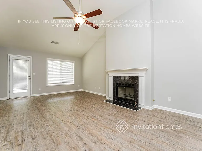 175 Cedarhurst Rd — Photo 4