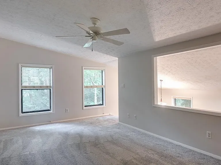 305 River Run Dr — Photo 5