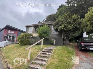 59 Main St #B, Cathlamet, WA 98612