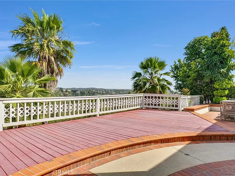 1522 Sunbluff Dr — Photo 28