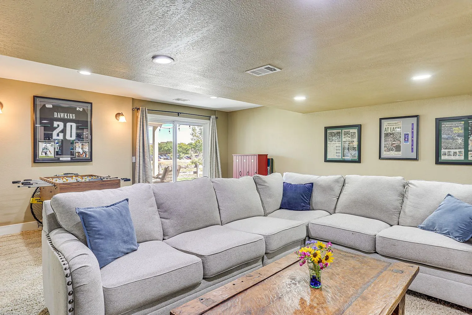1 bed, 1.0 bath, 1593 sqft, $2,508 — Photo 1