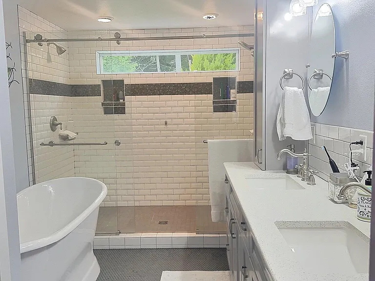 4520 John Luhr Rd NE — Photo 14