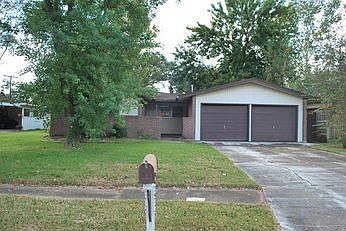 1st image of 2315 Bayou Dr