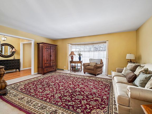 5th image of 502 Brentwood Dr