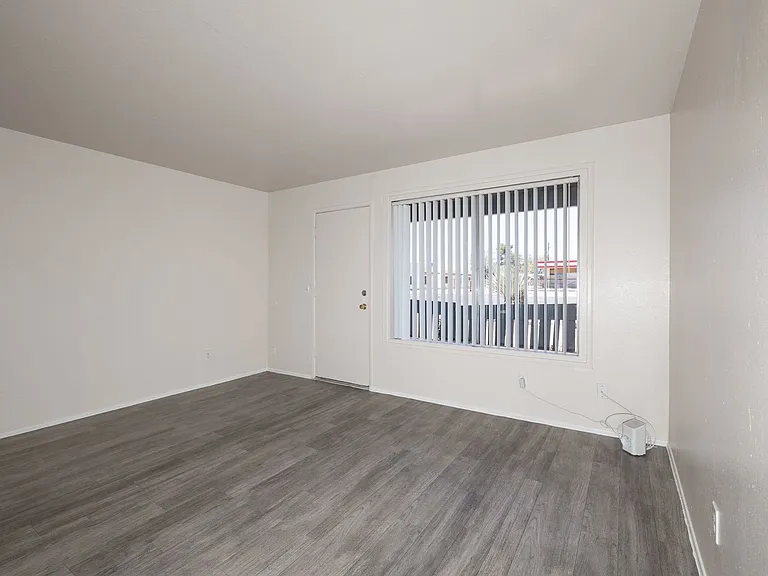 Santuario Apartments — Photo 8