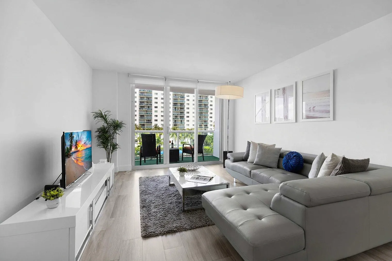 2 bed, 2.0 bath, 1496 sqft, $4,544 — Photo 1