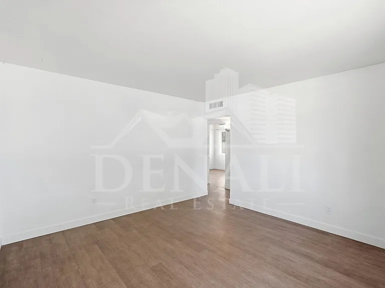 4026 E Alhambra Pl — Photo 13