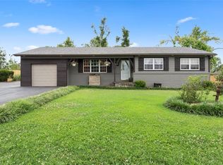 905 NW 10th St, Bentonville, AR 72712