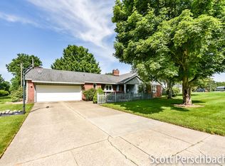 3585 Apple Hill Dr SE, Ada, MI 49301