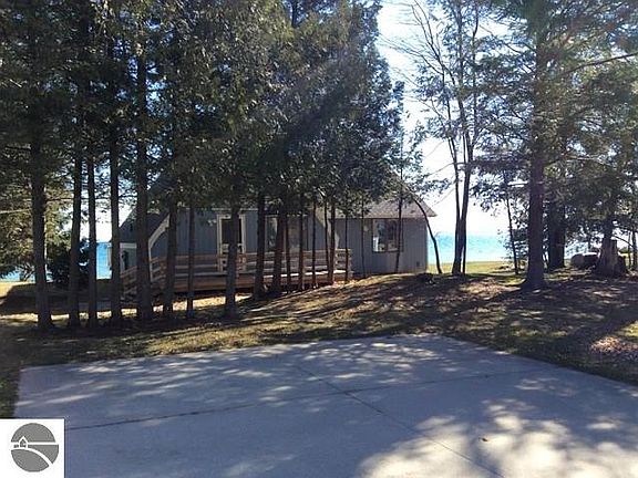 3rd image of 14590 N Forest Beach Shores Rd