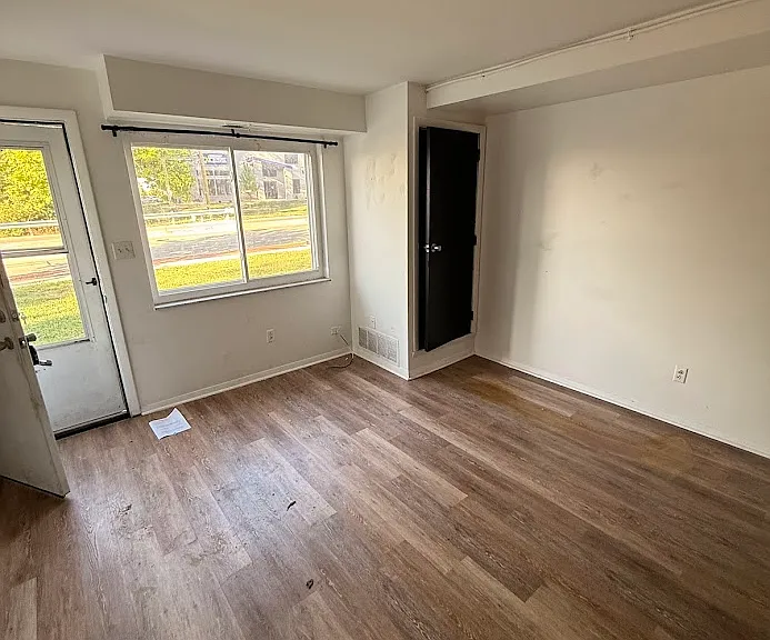 274 W National Rd #2 — Photo 2