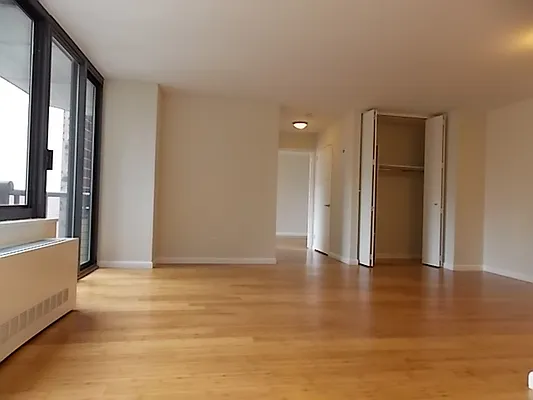 Rented by Stonehenge NYC LLC | media 2