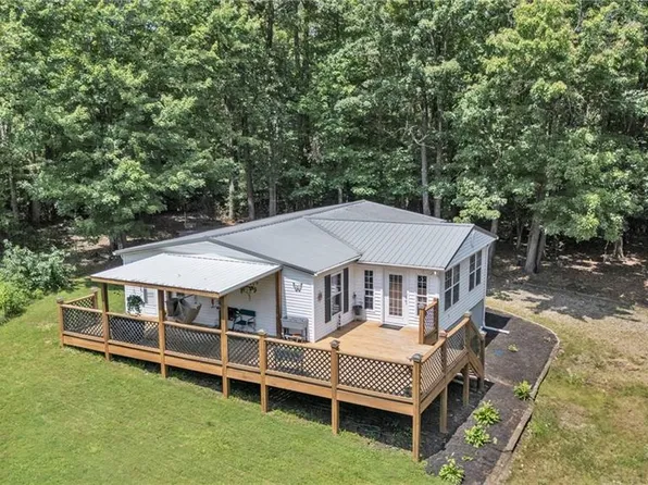 425 Little Brushy Mountain Rd, Wilkesboro, NC 28697