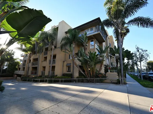 5831 Seawalk Dr, Playa Vista, CA 90094