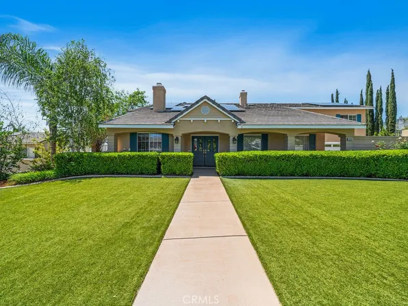 6538 Applewood St, Highland, CA 92346