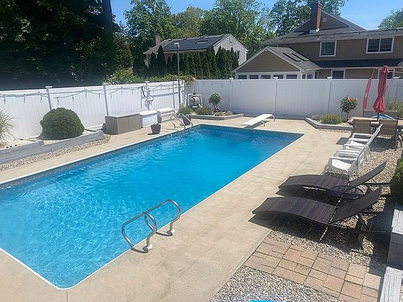 2nd image of 723 Northstream Dr