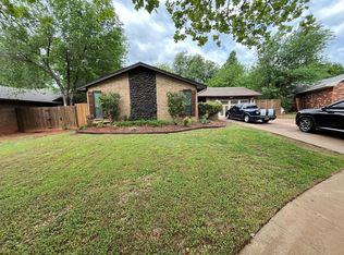 1213 Washington St, Edmond, OK 73034